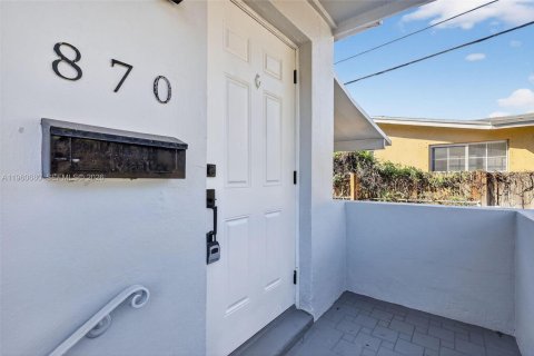 Купить виллу или дом в Норт-Майами, Флорида 5 комнат, 119.1м2, № 2023500 - фото 2