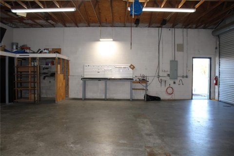 Immobilier commercial à vendre à Spring Hill, Floride: 37.16 m2 № 2131519 - photo 17