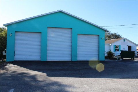 Immobilier commercial à Spring Hill, Floride 37.16 m2 № 2131519