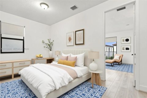 Casa en venta en Hialeah, Florida, 5 dormitorios, 226.31 m2 № 2426582 - foto 7