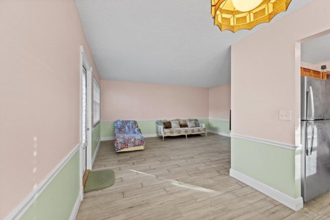Купить кондоминиум в Уэст-Палм-Бич, Флорида 4 комнаты, 74.14м2, № 2082729 - фото 5