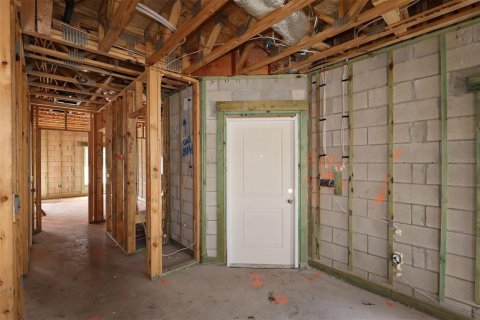 Touwnhouse à vendre à Orlando, Floride: 4 chambres, 165.09 m2 № 2406624 - photo 8