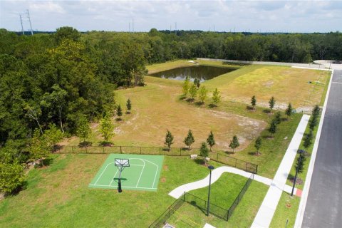 Touwnhouse à vendre à Orlando, Floride: 4 chambres, 165.09 m2 № 2406624 - photo 13