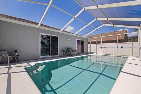 House in Largo, Florida 3 bedrooms, 138.98 sq.m. № 1905548 - photo 29