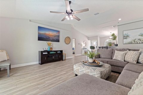 Villa ou maison à vendre à Largo, Floride: 3 chambres, 138.98 m2 № 1905548 - photo 12