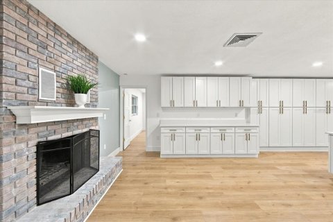Villa ou maison à vendre à Sarasota, Floride: 3 chambres, 216.09 m2 № 2421802 - photo 23