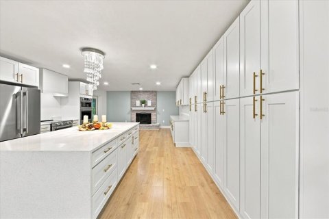 Villa ou maison à vendre à Sarasota, Floride: 3 chambres, 216.09 m2 № 2421802 - photo 16