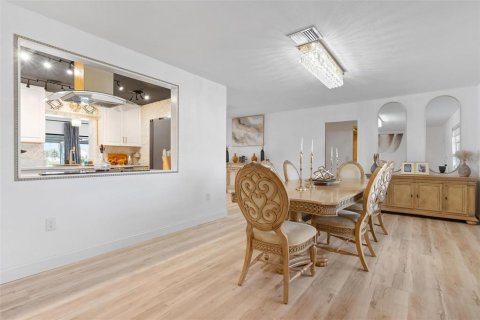 Villa ou maison à vendre à Nokomis, Floride: 2 chambres, 203.55 m2 № 2099686 - photo 8