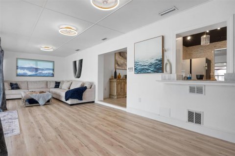 Villa ou maison à vendre à Nokomis, Floride: 2 chambres, 203.55 m2 № 2099686 - photo 15