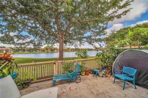 Adosado en venta en Sunrise, Florida, 3 dormitorios, 162.58 m2 № 1488158 - foto 14