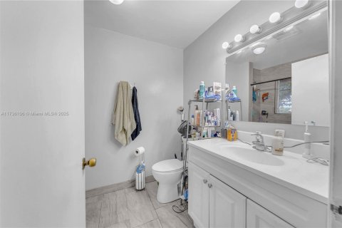 Adosado en venta en Sunrise, Florida, 3 dormitorios, 162.58 m2 № 1488158 - foto 22