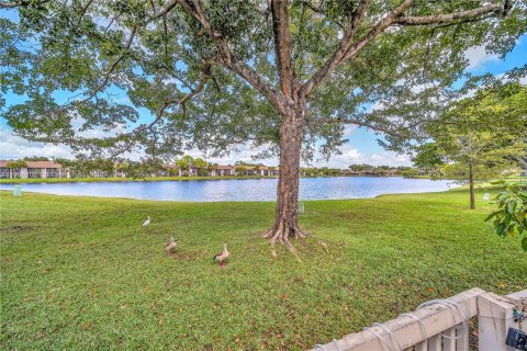 Adosado en venta en Sunrise, Florida, 3 dormitorios, 162.58 m2 № 1488158 - foto 15