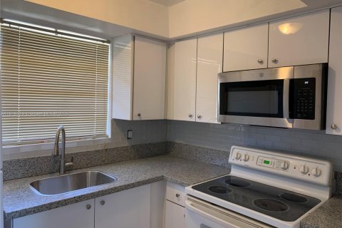 Condo à Miami, Floride, 1 chambre  № 2024941