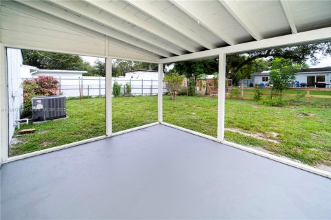 House in Hollywood, Florida 4 bedrooms, 112.32 sq.m. № 1956759 - photo 29