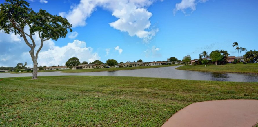 Villa ou maison à Delray Beach, Floride 2 chambres, 120.4 m2 № 804826