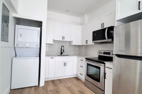 Propiedad comercial en venta en Miami, Florida, 356.37 m2 № 2043913 - foto 5