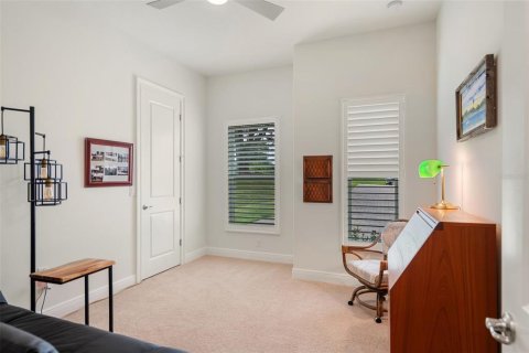 House in Lady Lake, Florida 4 bedrooms, 235.14 sq.m. № 1771275 - photo 19