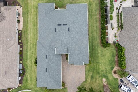 House in Lady Lake, Florida 4 bedrooms, 235.14 sq.m. № 1771275 - photo 27