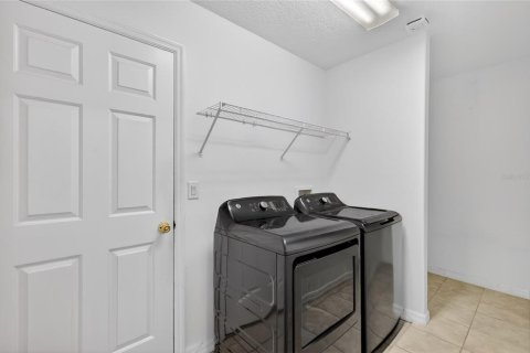 Casa en venta en Leesburg, Florida, 2 dormitorios, 148.64 m2 № 2107307 - foto 25