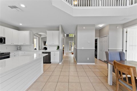 Casa en venta en Kissimmee, Florida, 6 dormitorios, 262.08 m2 № 1648971 - foto 10