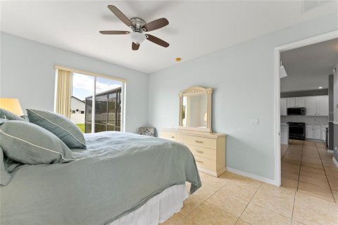 Casa en venta en Kissimmee, Florida, 6 dormitorios, 262.08 m2 № 1648971 - foto 19