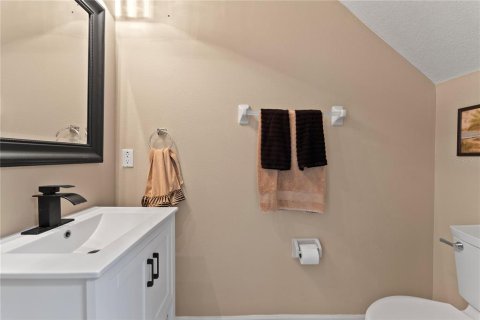 Casa en venta en Kissimmee, Florida, 6 dormitorios, 262.08 m2 № 1648971 - foto 24