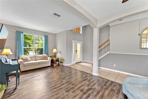 Casa en venta en Kissimmee, Florida, 6 dormitorios, 262.08 m2 № 1648971 - foto 6
