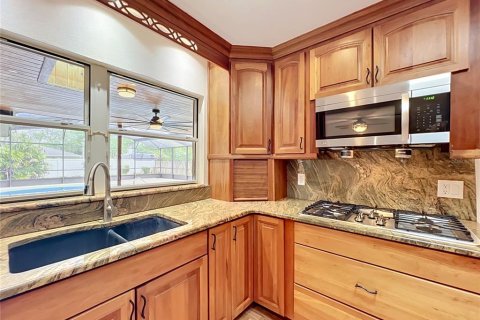 House in Longwood, Florida 4 bedrooms, 205.5 sq.m. № 2096939 - photo 24