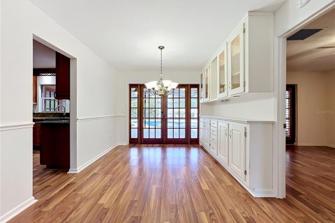 House in Longwood, Florida 4 bedrooms, 205.5 sq.m. № 2096939 - photo 14