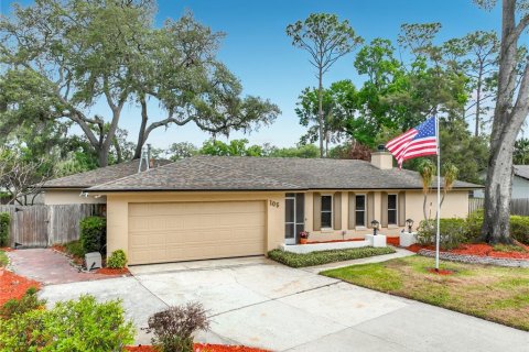 House in Longwood, Florida 4 bedrooms, 205.5 sq.m. № 2096939 - photo 2