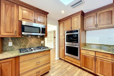 House in Longwood, Florida 4 bedrooms, 205.5 sq.m. № 2096939 - photo 19