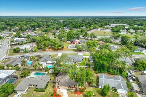 House in Longwood, Florida 4 bedrooms, 205.5 sq.m. № 2096939 - photo 5