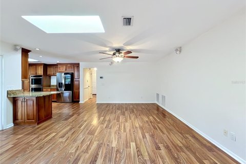 House in Longwood, Florida 4 bedrooms, 205.5 sq.m. № 2096939 - photo 30