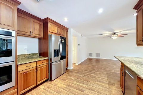 House in Longwood, Florida 4 bedrooms, 205.5 sq.m. № 2096939 - photo 25