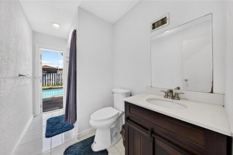 Casa en venta en Sunrise, Florida, 3 dormitorios, 133.5 m2 № 2378846 - foto 21