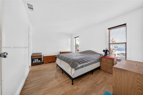 Casa en venta en Sunrise, Florida, 3 dormitorios, 133.5 m2 № 2378846 - foto 16