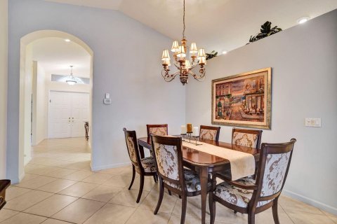 House in Boynton Beach, Florida 3 bedrooms, 186.55 sq.m. № 2402425 - photo 30