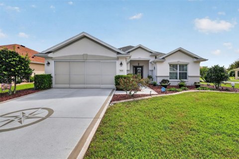 Casa en Summerfield, Florida 3 dormitorios, 159.79 m2 № 2354291