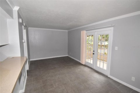 Condo in Altamonte Springs, Florida, 1 bedroom  № 1879764 - photo 4