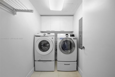 Copropriété à vendre à Aventura, Floride: 3 chambres, 285.49 m2 № 2029324 - photo 24