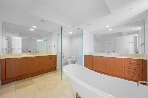 Copropriété à vendre à Aventura, Floride: 3 chambres, 285.49 m2 № 2029324 - photo 17