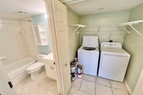 Condo in Punta Gorda, Florida, 2 bedrooms  № 1838983 - photo 17
