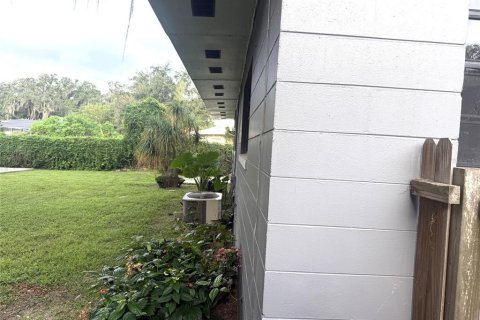 Villa ou maison à vendre à Belle Isle, Floride: 3 chambres, 126.81 m2 № 2389184 - photo 23