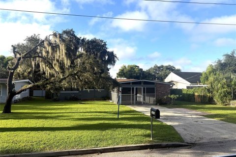 Villa ou maison à vendre à Belle Isle, Floride: 3 chambres, 126.81 m2 № 2389184 - photo 2