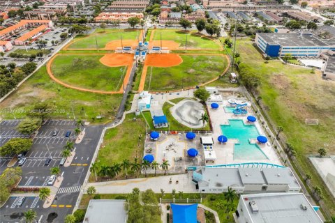 Copropriété à vendre à Hialeah, Floride: 3 chambres, 108.23 m2 № 2041857 - photo 25