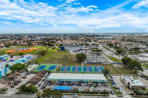 Copropriété à vendre à Hialeah, Floride: 3 chambres, 108.23 m2 № 2041857 - photo 23