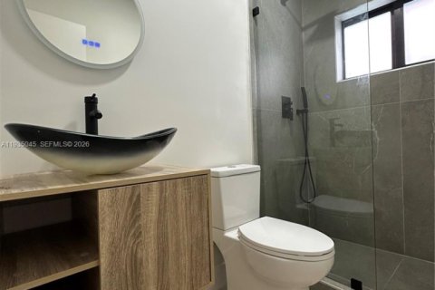 Casa en venta en North Miami Beach, Florida, 4 dormitorios, 153.85 m2 № 1993302 - foto 19