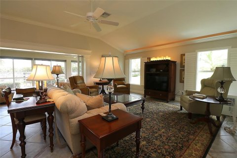 Villa ou maison à vendre à The Villages, Floride: 3 chambres, 225.75 m2 № 1789737 - photo 8