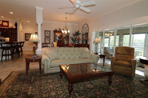 Villa ou maison à vendre à The Villages, Floride: 3 chambres, 225.75 m2 № 1789737 - photo 13