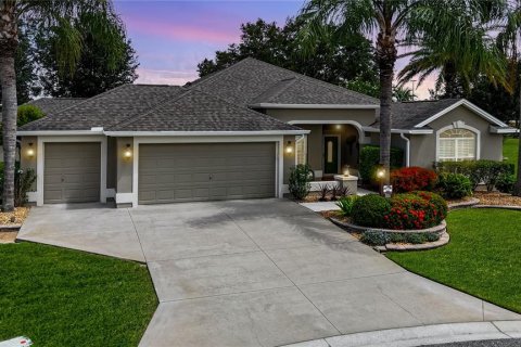 Villa ou maison à vendre à The Villages, Floride: 3 chambres, 225.75 m2 № 1789737 - photo 1